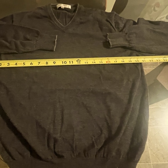 Harry Rosen 100% Merino Wool V-Neck Grey - Picture 6 of 6